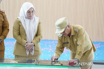 Bupati Konawe Selatan resmikan gedung Puskesmas dan Gudang Farmasi