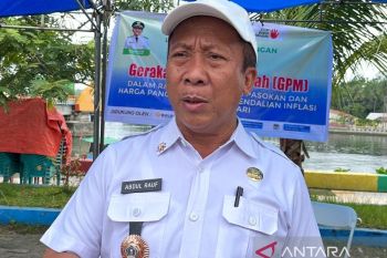 Pemkot gelar pasar murah stabilkan harga di pesisir Kendari