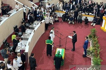 Gubernur lantik Illiza-Afdhal untuk pimpin Banda Aceh hingga 2030&nbsp;