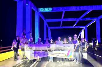 PLN lakukan Program TJSL Penerangan Jalan Umum di Kabupaten Sangihe