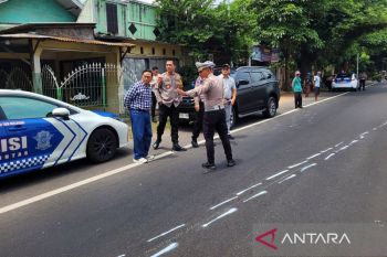 Bendahara Umum Partai Demokrat meninggal kecelakaan
