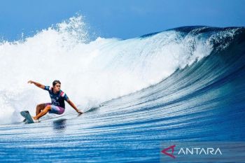 Peselancar ombak Rio Waida melaju ke babak 32 besar WSL