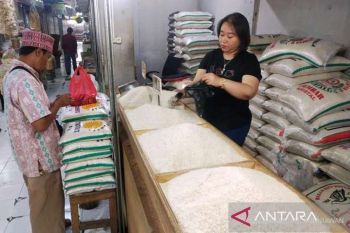 Bulog Sultra jamin beras, gula pasir dan minyak goreng aman selama Ramadhan