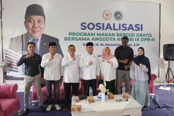 Legislator dan Badan Gizi Nasional sosialisasi program MBG di Lombok Tengah