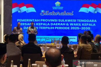 ASR-Hugua mengajak kepala daerah kompak membangun daerah di Sultra