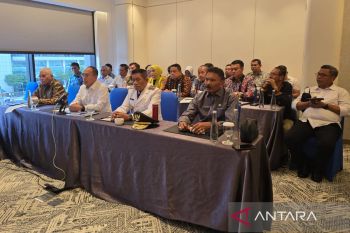Gubernur Sultra rakor perdana dengan SKPD usai dilantik Presiden