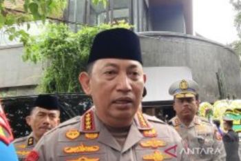 Kapolri Sampaikan Duka Cita Atas Wafatnya Komjen Purn Syafruddin Kambo