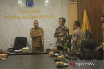 Pj Gubernur Wanggai minta 32 OPD sigap siapkan laporan keuangan untuk BPK