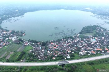 Wisata alam Ranu Grati Pasuruan