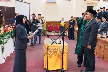 DPRK Aceh Barat paripurna PAW Aulia Katana jadi anggota legislatif