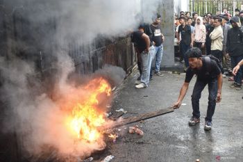 Video penangkapan mahasiswa pembakar foto Prabowo Gibran, benarkah?