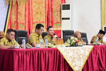 Wabup Padang Pariaman optimis layani warga meskipun efisiensi