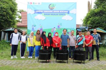 FT UMPR libatkan siswa dalam pengelolaan sampah