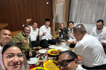 Diplomasi Kuliner Gubernur Sumbar: Mempersatukan Kepala Daerah Melalui Cita Rasa Masakan Padang