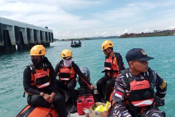 Tim SAR berhasil temukan jasad pemuda lompat dari Jembatan 4 Barelang