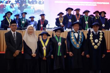 Unibos Makassar kukuhkan dua guru besar