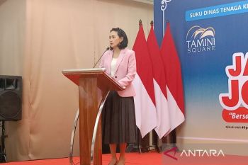 Kementerian P2MI targetkan 425 ribu WNI kerja di luar negeri pada 2025