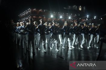 Saat Presiden Prabowo Subianto pimpin Parade Senja di Akmil