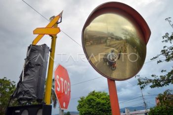 Sistem peringatan dini perlintasan kereta api tidak berfungsi