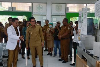 Cek kesehatan gratis sebagai kado ulang tahun untuk warga di Mimika