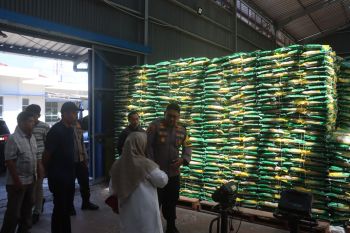 Polres Lamsel pastikan pasokan bahan pangan aman jelang Ramadhan