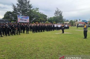 Polres Jayawijaya siagakan 100 personel menjaga Shalat Tarawih perdana