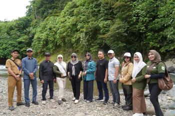 Ketua DPRD Balangan tinjau langsung kondisi Wisata Batu Ajung