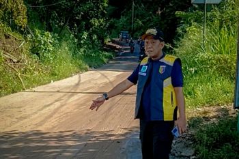 BMBK Lampung telah tangani jalur pariwisata Pesawaran terkena longsor