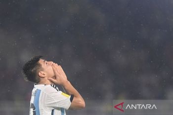 Echeverri sebut Aguero beri pengaruh besar dirinya memilih City