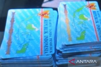 Disdukcapil Biak libatkan Lurah-Kades data warga rekam KTP-El