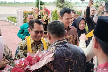 Bupati dan Wabup Padang Pariaman tiba di daerah usai ikuti retret