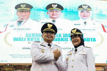 FOTO - Serah terima jabatan Wali Kota Makassar