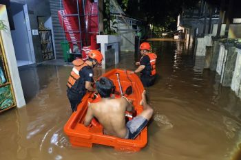 Jaksel catat ketinggian banjir di 4 kelurahan capai 230 sentimeter