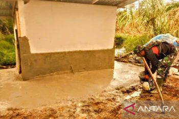 Satgas TMMD Ke-123 Kodim Agam bangun MCK untuk warga