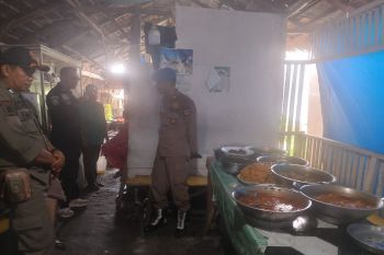 Satpol PP Damkar Agam gelar razia warung makanan selama Ramadhan