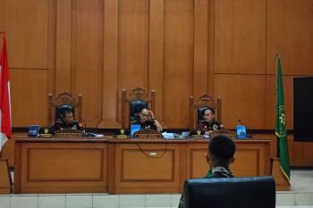 Terdakwa Bambang akui letuskan lima kali tembakan kasus penembakan bos rental