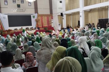 Pemkab Padang Pariaman fasilitasi Nakes konsultasi ke pemerintah pusat diangkat PPPK