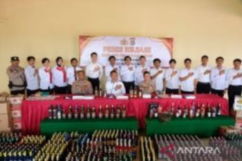 Polda Kaltara Sita 907 Botol Miras Selama Operasi Pekat Kayan 2025