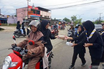 Membumikan spirit Ramadhan di pengujung bulan