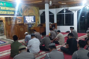 Sekda  Mawardi Roska hadiri virtual Gerakan Subuh Berjemaah di Polres Pessel