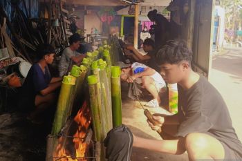 Lemang khas Pontianak yang selalu dinanti saat Ramadhan