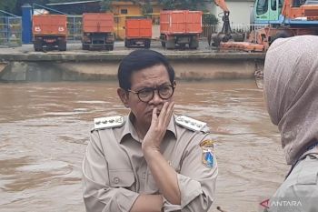 Gubernur Pramono instruksikan Pintu Air Manggarai dibuka
