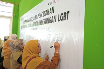 Terpopuler: Mutasi perdana pejabat di Lombok Timur, kasus mantan Bupati Lombok Tengah hingga maraknya kasus LGBT