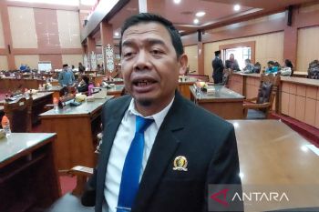 Program tukar sampah dengan sembako solusi edukasi 3R