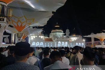 Gubernur Aceh wacanakan program gerakan shalat tepat waktu