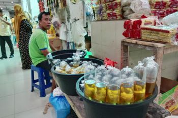 Bupati Lombok Timur cek ketersediaan pangan selama Ramadhan