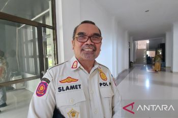 Pedagang dan juru parkir di Taman Selong Lombok Timur ditertibkan