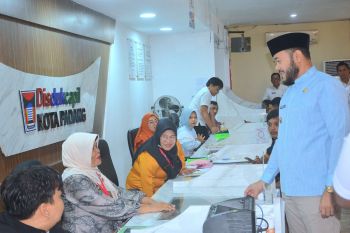 Wako Fadly Amran sidak ke Disdukcapil Kota Padang