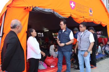 Askrindo salurkan bantuan korban banjir di Bekasi