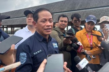 Menteri LH ultimatum tak boleh ada bangunan permanen di hulu Sungai Ciliwung